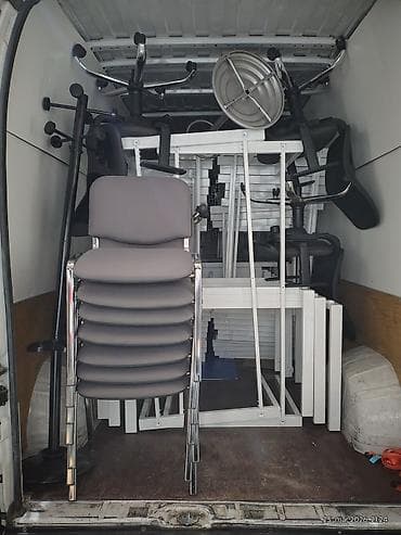 cuvanje za nasledstvo: Usluge transporta i selidbe kombijem - Profesionalni kombiji velike — 2