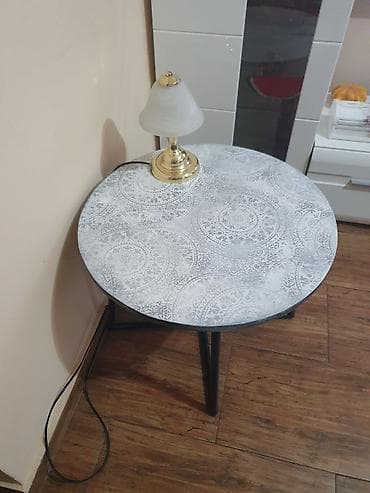 Dečiji nameštaj: Okrugli pomoćni sto – metalna baza i dekorativna ploča - Prečnik — 10