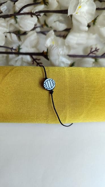 morgan satovi: Minimalistička narukvica sa keramičkim medaljonom - Tanka crna šnira — 2