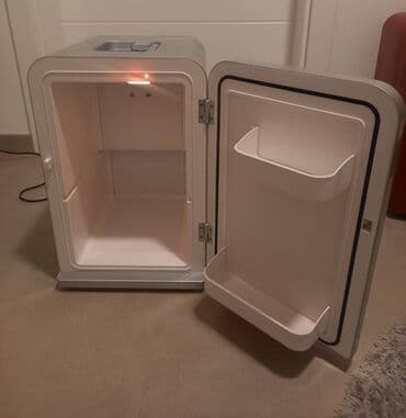 zvucnici i pojacala: Mini frizider MYfridge Ispravan mini frizider poznatog svetskog — 2