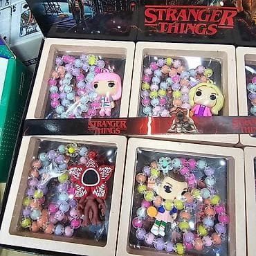 srpski lancic: Narukvica sa privescima koja je inspirisana popularnom — 1