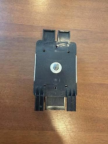 mac 452: POJACIVAC ANTENE ZA VOLKSWAGEN GOLF 7, GOLF 7 ALLTRACK, PASSAT B8 — 2