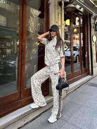 Muška obuća: Komplet: 5000 dinara
Vel: S M L
Uvoz Turska — 7