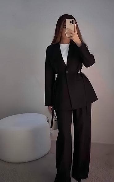 prada komplet: 🔥Ženski elegantni komplet sakoa i pantalona
✅3000 din — 2