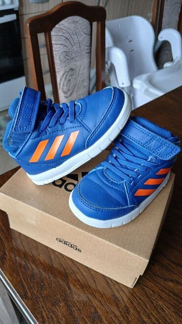 majice sa elastinom: Adidas, Veličina - 22 — 2