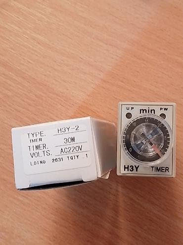 H3Y-2 vremenski relej (timer) OMRON - Tip: H3Y-2, mehaničko