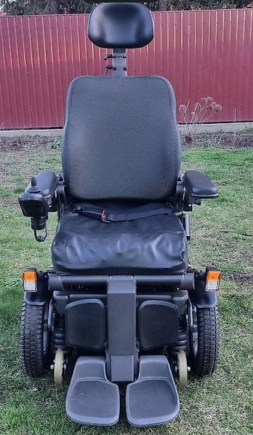 Posture correctors: Električna invalidska kolica Handicare Puma 40 - Pogon na srednje — 2