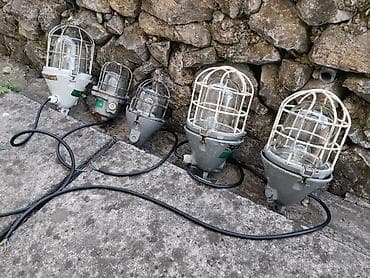 piksla sa filterom: Industrijske brodske lampe visilice 5 kom


samo poruka na viber ! — 1