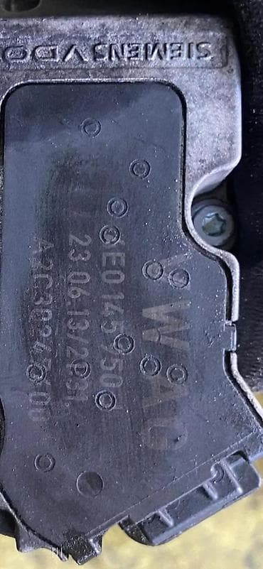 AUDI A4 A5 3.0 TDI KLAPNA GASA 4E0145950 | Audi vw delovi zemun — 3