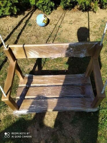 pepco ljuljaske: NESTO NOVOOOO
Dimenzije: 70x35cm
Ljuljaska je lakirana
Cena: 4700din — 1