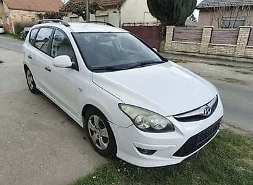 | HYUNDAI I30 2011. GOD. - KOMPLETAN AUTO U DELOVIMA | 1.6 benzinac na lalafo.rs | HYUNDAI I30 2011. GOD. - KOMPLETAN AUTO U DELOVIMA | 1.6 benzinac