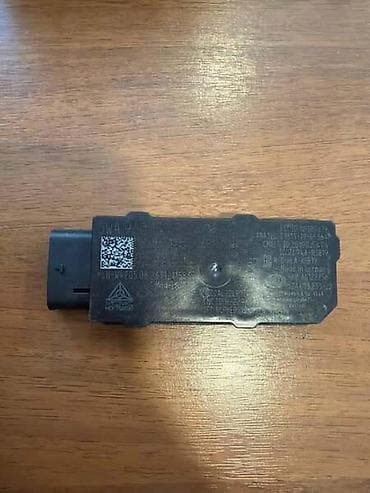 dizalica za auto: ANTENA KEYLESS KESSY ZA VOLKSWAGEN GOLF 8, ID.3, ID.4 . - 5WA962133E — 1