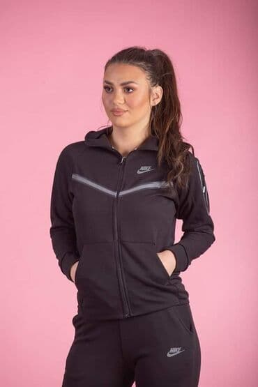 new yorker краљево – слике: Nike, XL (EU 42), Jednobojni — 3
