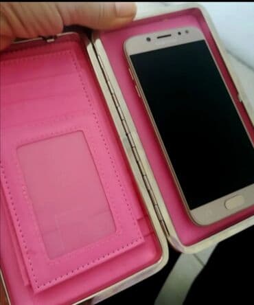 Kaiševi: Torbica tri u jednom. Ima pregrade za novac, dokumenta, i deo za — 6