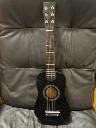 Bicikli: Kompaktna akustična gitara – crna - Veličina: manji, “parlor”/putni — 1