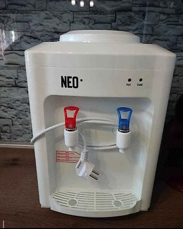 02. Aparat za vodu stoni 10200 din Topla i hladna voda Nerdjajuci