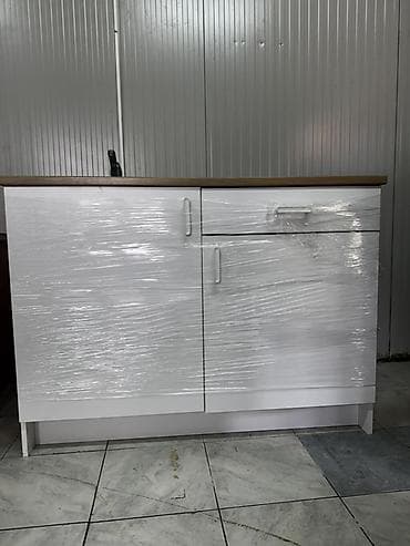 lesnina vitrine i komode: Kuhinjski element sa sudoperom i slavinom - Donji kuhinjski ormarić — 2