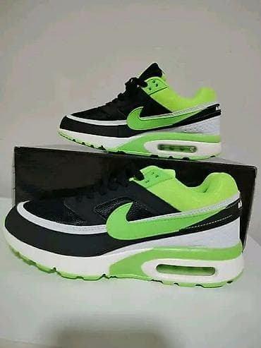 Nike Air Max patike – crno/bele sa jarkozelenim detaljima - Model sa