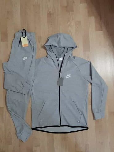 nike komplet trenerke: Trenerka sa duksericom na rajsferšlus i donjim delom. Dukserica ima — 5