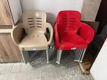 dvosed za decu: Plastične stolice sa naslonima i rukonaslonima, pogodne za dvorište — 1