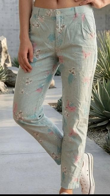 ck pantalone: Ženske pantalone sa printom - Model: ravnog kroja, srednji struk sa — 1