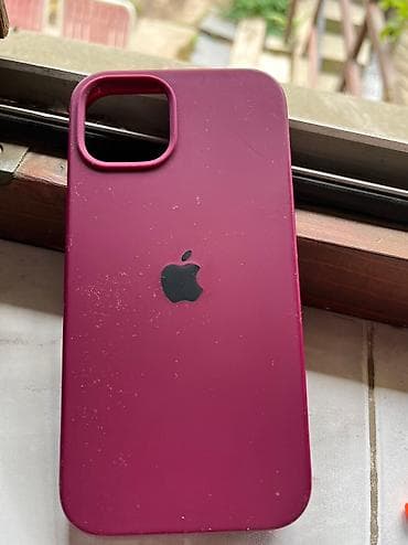 Maska za iphone 13 prodajem jer sam uzela novi fon, pa mi maska ne