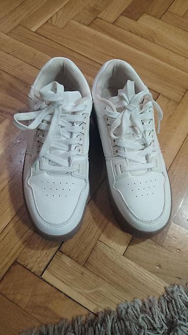 Kancelarijski nameštaj: Rang patike 39 — 2