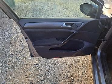 tabla u autu: PREDNJA LEVA VRATA GOLF 7 ZA VOLKSWAGEN GOLF 7 OD 2013. DO 2019. GOD — 1