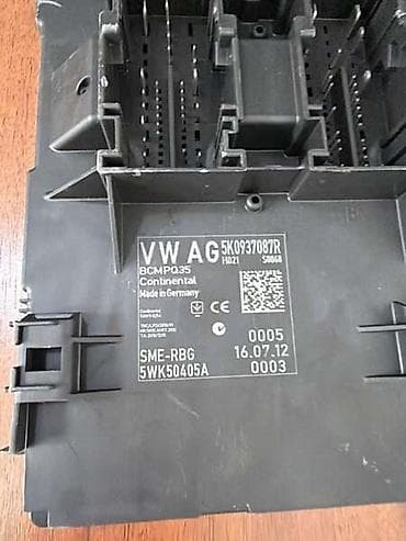 BODY CONTROL MODULE ZA VOLKSWAGEN GOLF 6, TIGUAN, TOURAN - 5K0937087R at lalafo.rs BODY CONTROL MODULE ZA VOLKSWAGEN GOLF 6, TIGUAN, TOURAN - 5K0937087R