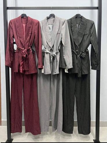 ženske trenerke novi pazar: Ženski komplet sako + pantalone sa prugama - Kroj: strukirani dugi — 3