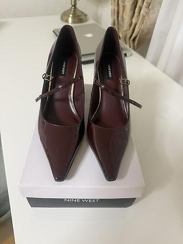 svecane ravne cipele: Nine West salonke - Boja: Dark Red 600 (tamno bordo, lak koža efekat) — 4