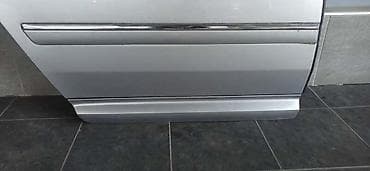 Karoserija: ZADNJA DESNA VRATA ZA AUDI A8 | Zadnja desna vrata za Audi A8 D3 — 4