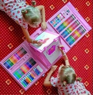 leon drvene klompe cena: Set za crtanje sa papirom roze i plavi 2500din Set za crtanje od 208 — 9