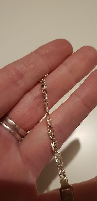 otvaranje pandora narukvice: Srebrna identifikaciona narukvica od belog metala sa ukrasnim lancem — 7