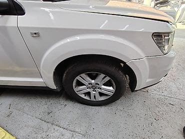 Fiat Freemont desno krilo bela boja na lalafo.rs Fiat Freemont desno krilo bela boja