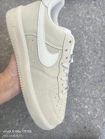 Trainers: Nike
40 do 44 — 4