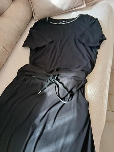 walk maks patike: Sportska crna maksi suknja idealna na patike i stikle majica po — 2