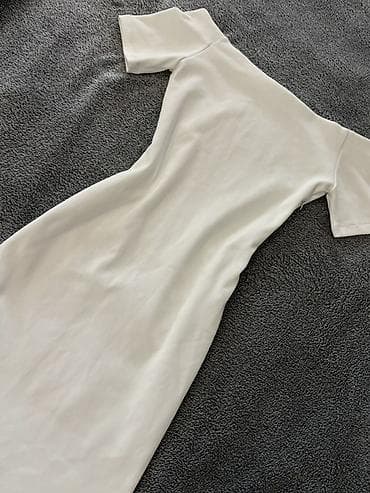 bermude 100: На продају половна гардероба ношена једном или ни једном све ствари су — 5