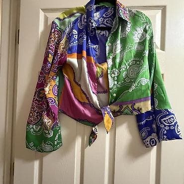 svecani kompleti za punije dame: Komplet košulja + šorts, svilenkastog sjaja, patchwork/bandana print — 1