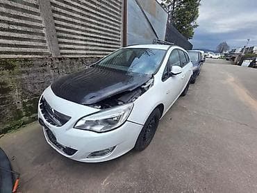 nebo za opel astru h: OPEL ASTRA J 2010. GOD. - KOMPLETAN AUTO U DELOVIMA | Opel Astra J — 2