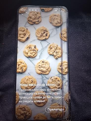 Motorola pametni telefon - Model sa dvostrukom zadnjom kamerom