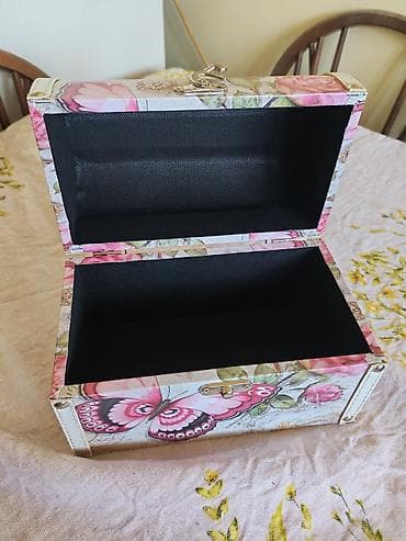 vintage satovi: Dekorativna kutija/koferić za odlaganje - Dizajn: romantični motiv — 2