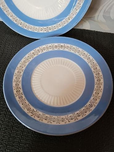 vitrina kora forma ideale: Set nemacki iz 1960,70te.godine. Nemacki trodelni set perfektan,sve — 8
