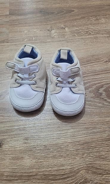 nike sandale za devojcice: Paket: Bodiji, Duksevi, Pantalone, Za dečake, uzrast: 6-9 meseci — 7