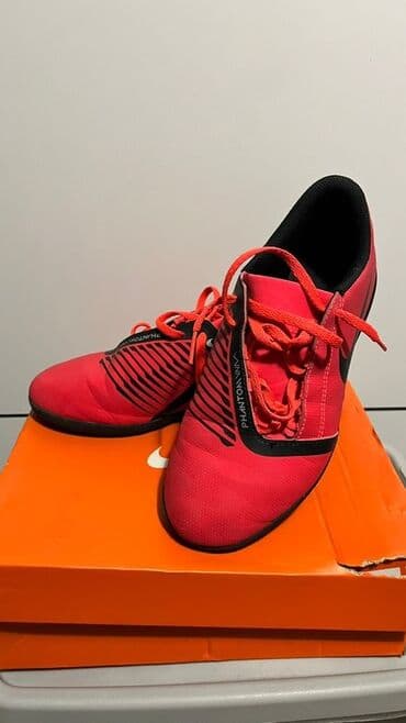 lov i ribolov lazarevac: Nike, veličina - 38.5, Upotrebljenо — 4