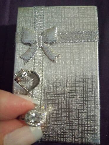srebrna ogrlica sa krsticem: Clip-on earrings, Material: Cubic zirconia, Silver — 2
