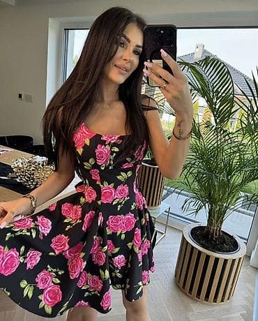 Haljine: ✅Ženska mini haljina sa cvetnim printom
✅S M L
✅2200 din — 3