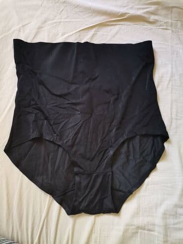 Steznik. Naznačena veličina steznika je XL, ali je dosta manji, možda na lalafo.rs Steznik. Naznačena veličina steznika je XL, ali je dosta manji, možda