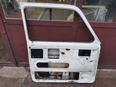 polovne letnje gume 215 55 r16: Dodatni opis Vrata leva Lada 21213,21214 Niva u beloj boji. Polovna — 6