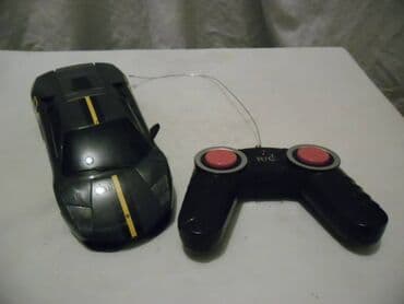 dzipovi na akumulator: Lamborghini na daljinski 27 mHz.,tj. 20 cm. bez baterija,(u auto 3 x — 1